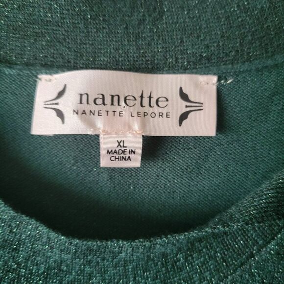 Elegant Green Knit Dress - Picture 10 of 11